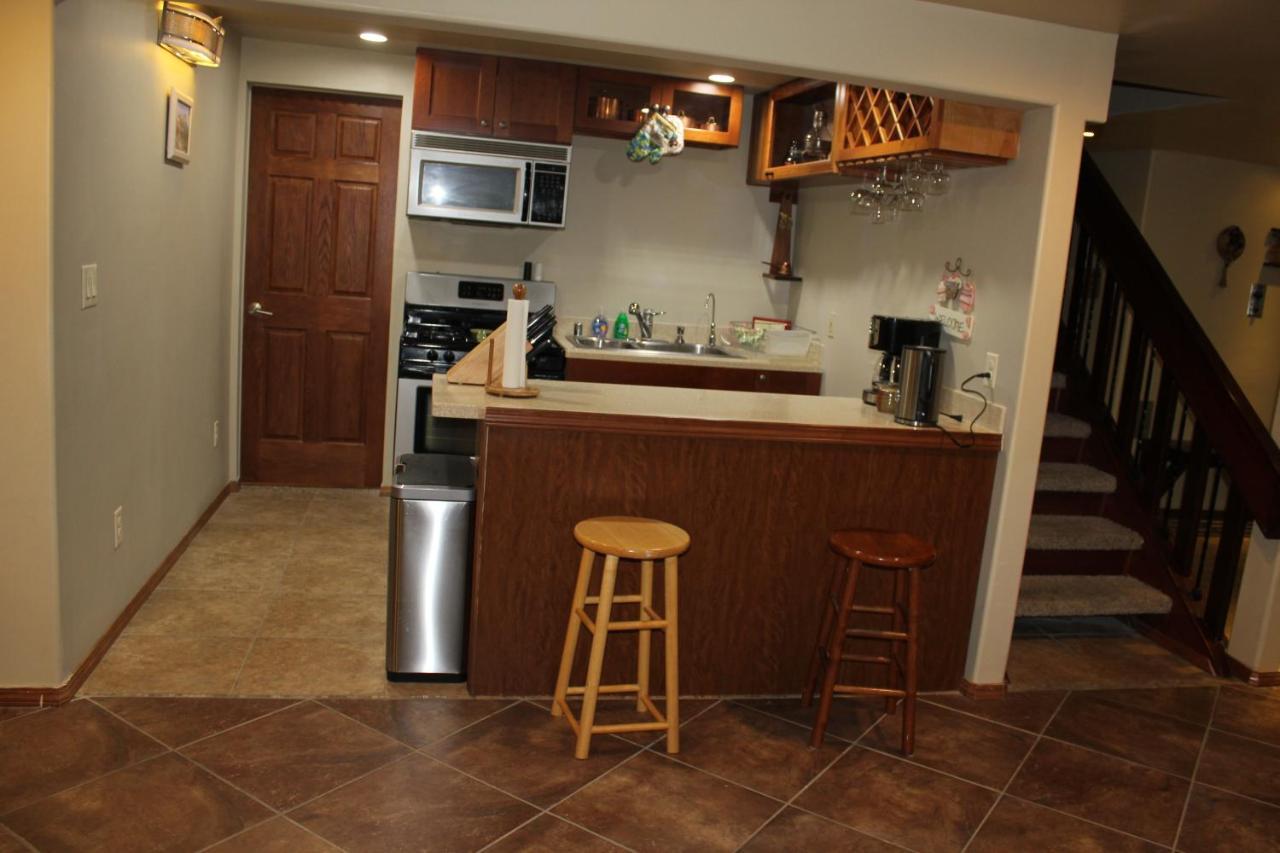 Forget Me Not Home Anchorage Exterior photo